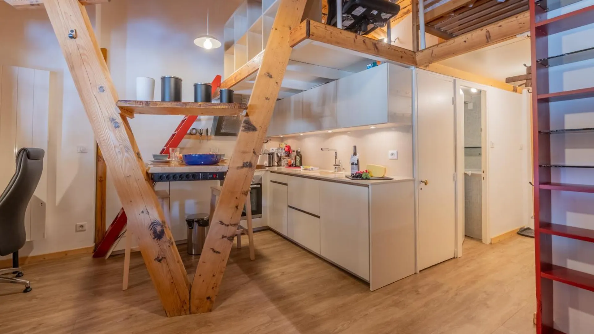Residence Grand Roc - Ancolies 348 - Happy Rentals Chamonix Apartment